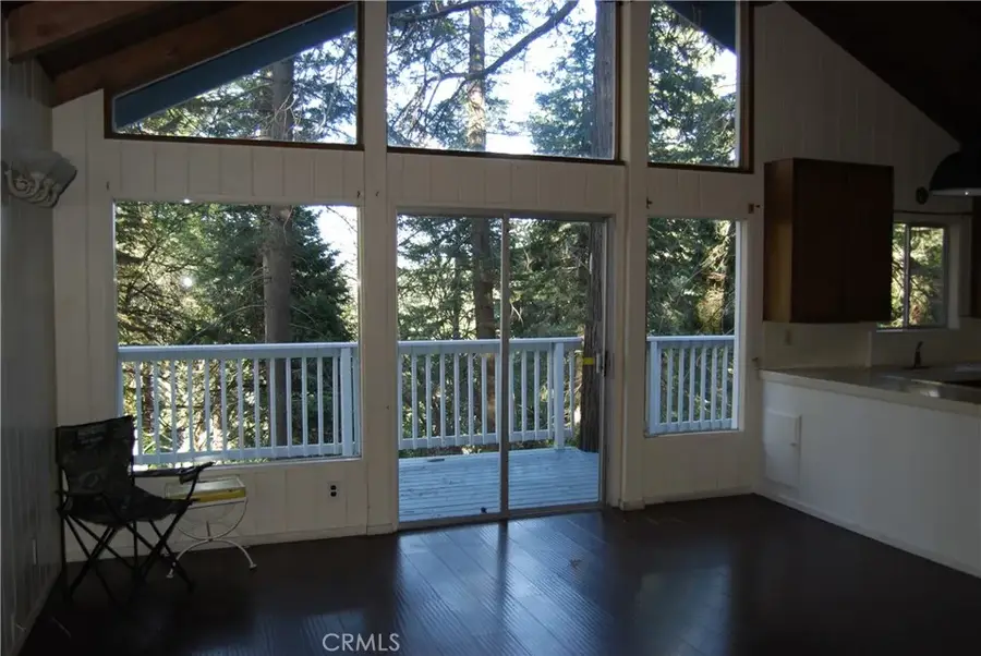 807 Sierra Vista, Twin Peaks, CA 92391 - #3