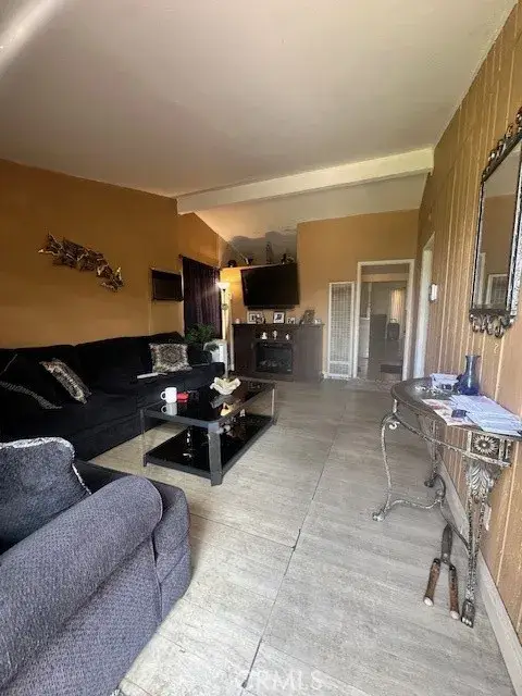 417 E 140th, Los Angeles, CA 90061 - #3