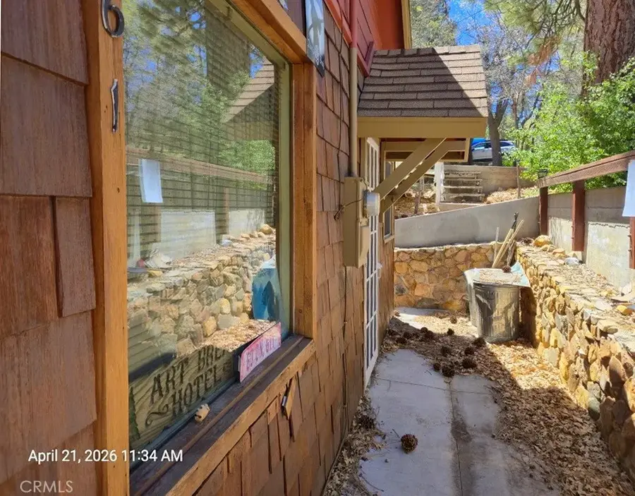 861 Santa Barbara, Sugarloaf, CA 92386 - #3