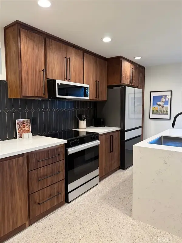 5300 E Waverly Drive #M4104, Palm Springs, CA 92264