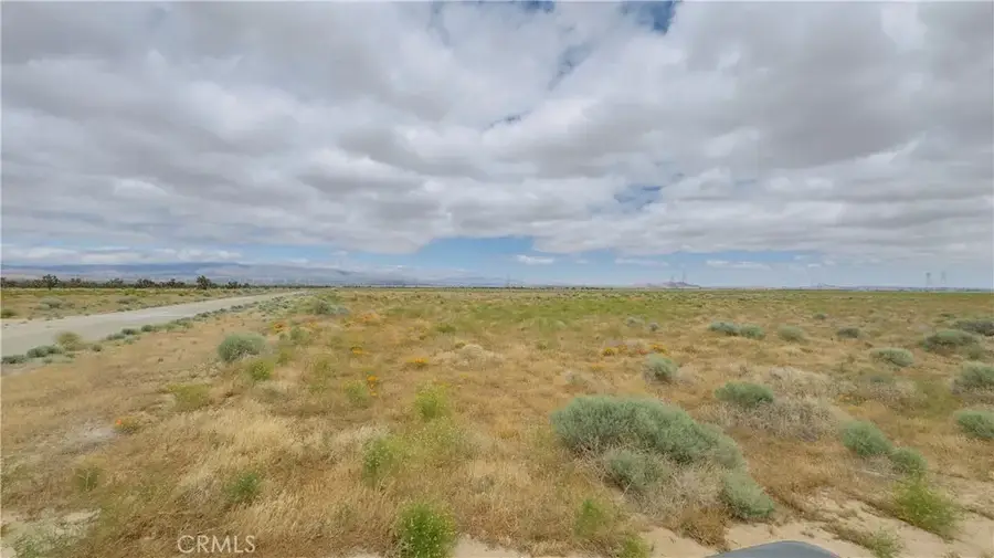 25 3258-021-025 - 150 W Avenue C-8, Lancaster, CA 93536 - #2