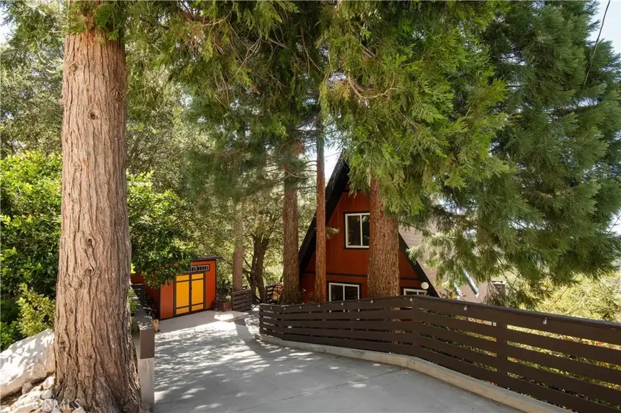 26569 Amador Lane, Lake Arrowhead, CA 92352 - #3