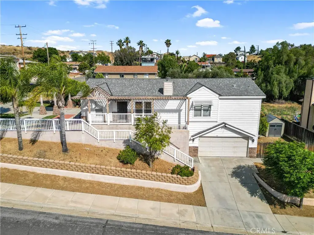 1212 W Pottery, Lake Elsinore, CA 92530 - #1