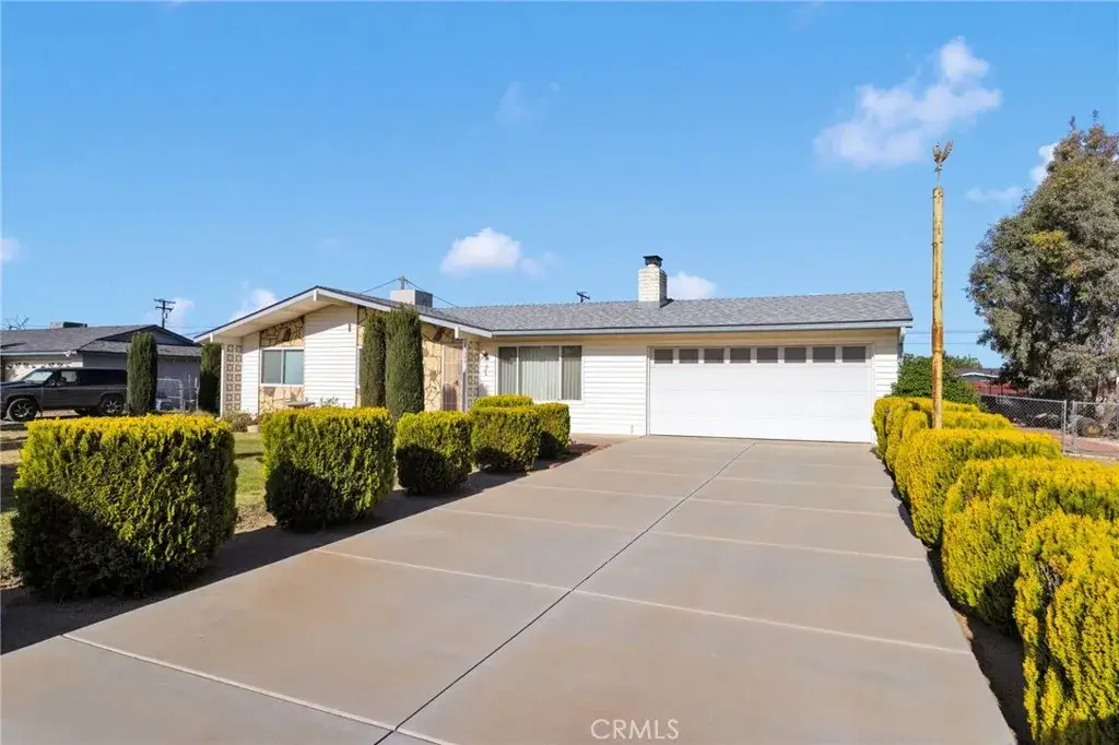 13392 Yakima, Apple Valley, CA 92308 - #1