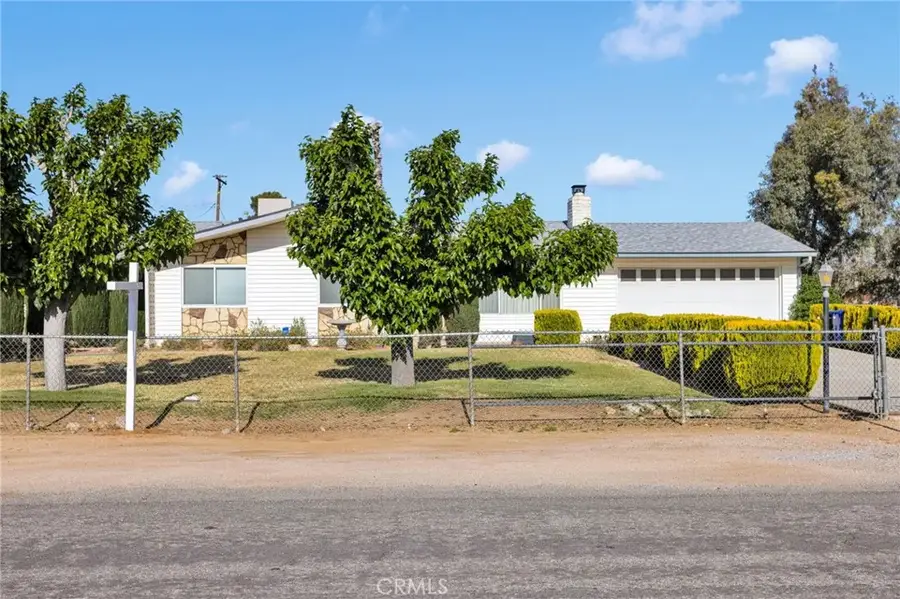 13392 Yakima, Apple Valley, CA 92308 - #2