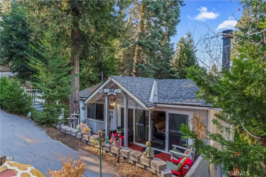 682 Buckingham Square, Lake Arrowhead, CA 92352 - #2