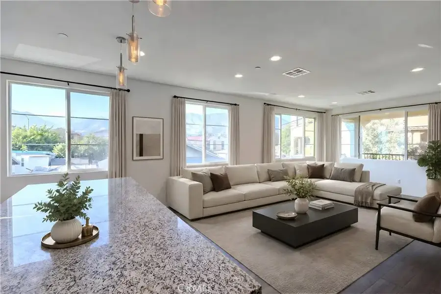 809 N Dalton #104, Azusa, CA 91702 - #2