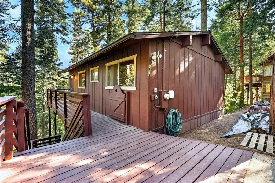 526 Rose Lane, Twin Peaks, CA 92391 - #2