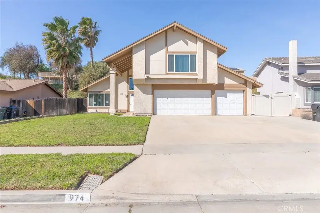 974 Nottingham, Corona, CA 92880 - #1