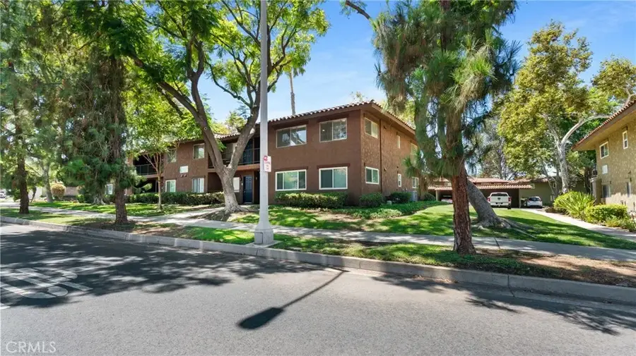 1598 Border Avenue #H, Corona, CA 92882 - #3