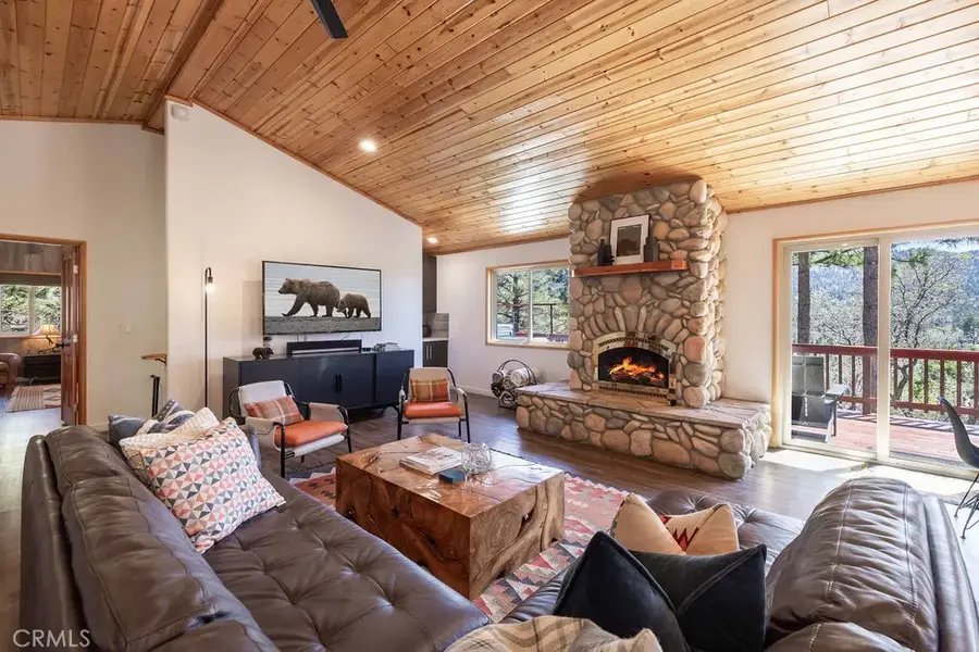 43855 Wolf, Big Bear Lake, CA 92315 - #2