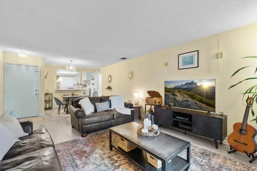 711 W 1st St #104, Santa Ana, CA 92701 - #3