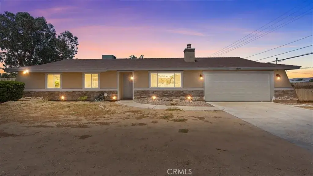 18298 Danbury, Hesperia, CA 92345 - #1