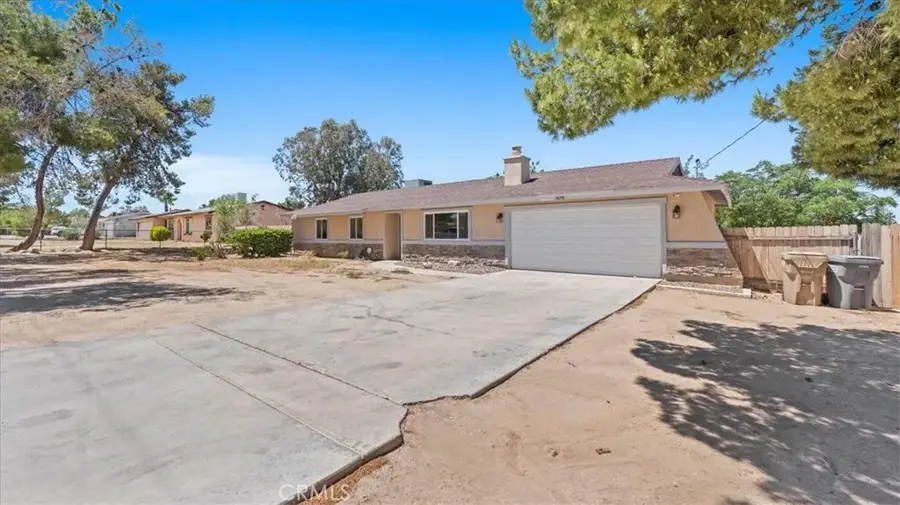 18298 Danbury, Hesperia, CA 92345 - #2