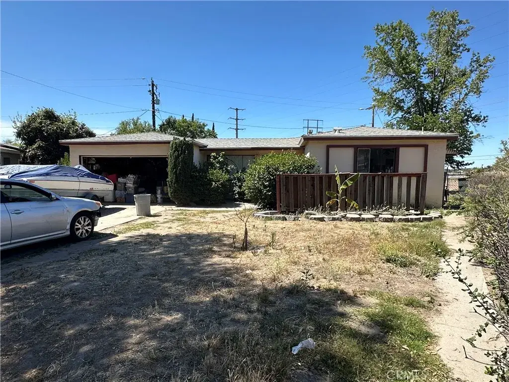 1875 Vine, San Bernardino, CA 92411 - #1
