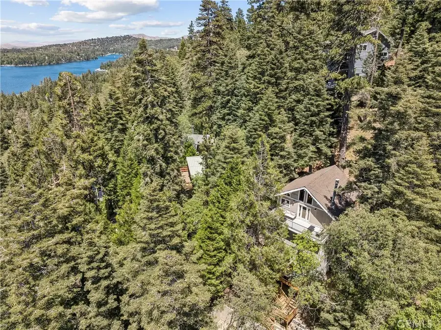 601 Sunderland Court, Lake Arrowhead, CA 92352 - #2