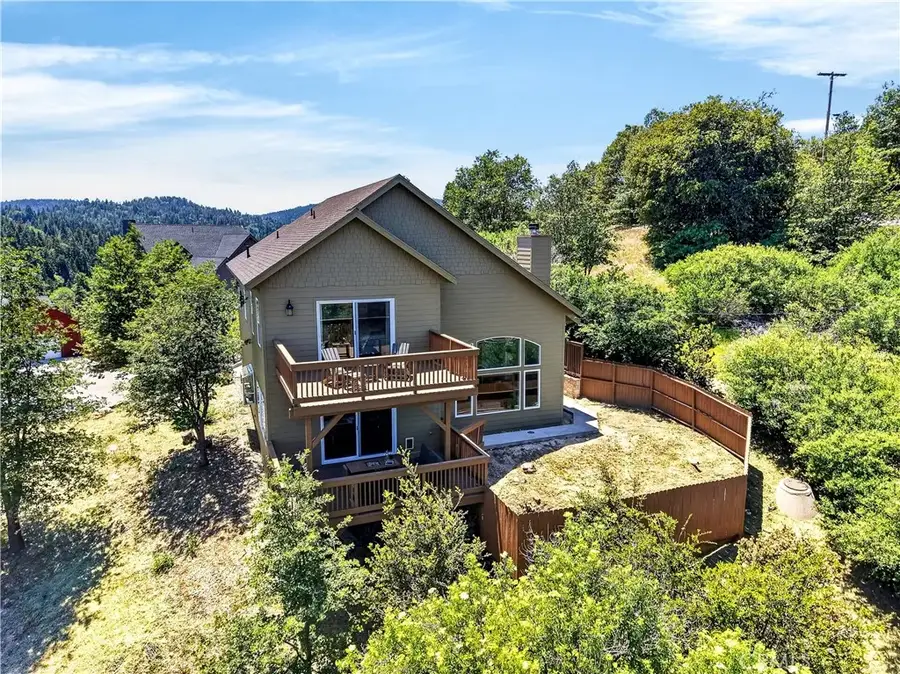 26850 Inyo Court, Lake Arrowhead, CA 92352 - #2