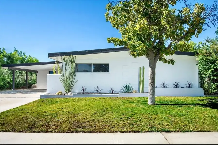 1329 Campus Avenue, Redlands, CA 92374 - #2