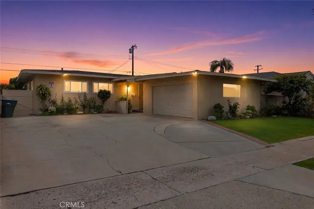 300 Buena Vista Avenue, La Habra, CA 90631 - #1