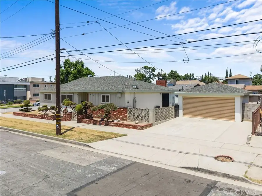 301 E Buckthorn Street, Inglewood, CA 90301 - #2