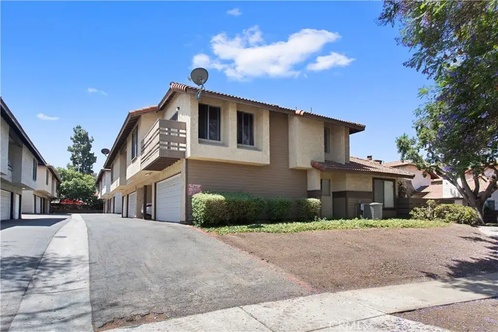 1324 Brentwood #B, Corona, CA 92882 - #1