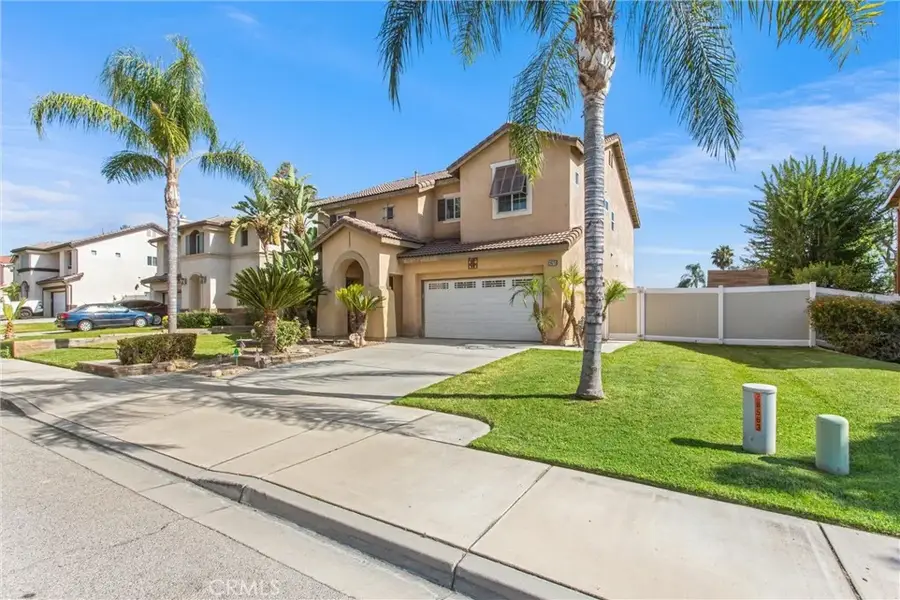 28575 Cherokee Rose, Highland, CA 92346 - #3