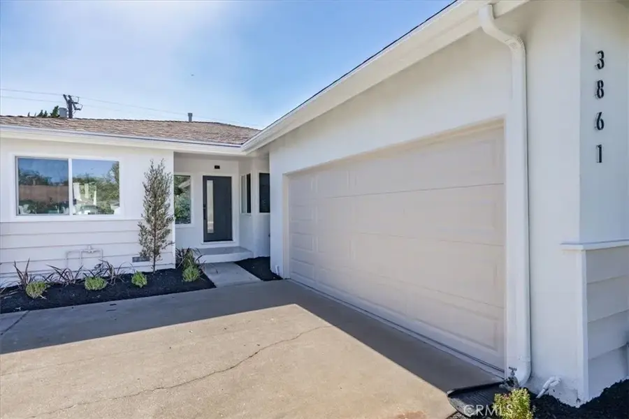 3861 S Norton Avenue, Los Angeles, CA 90008 - #3