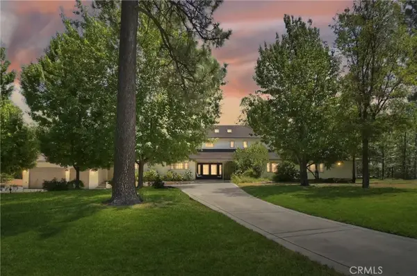 28411 North Shore Road, Lake Arrowhead, CA 92352