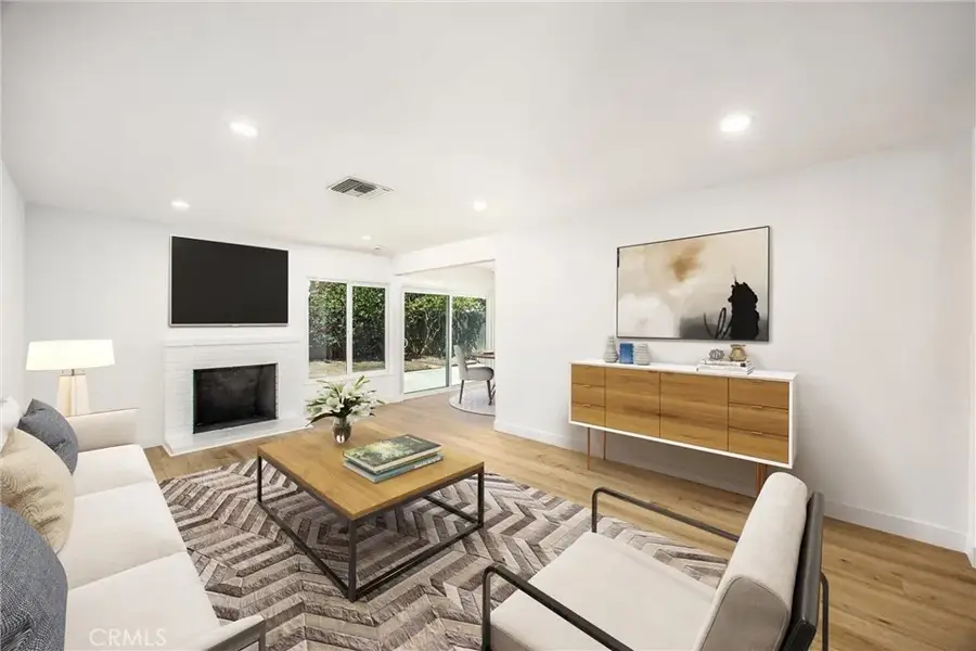 634 E Pioneer, Redlands, CA 92374 - #2