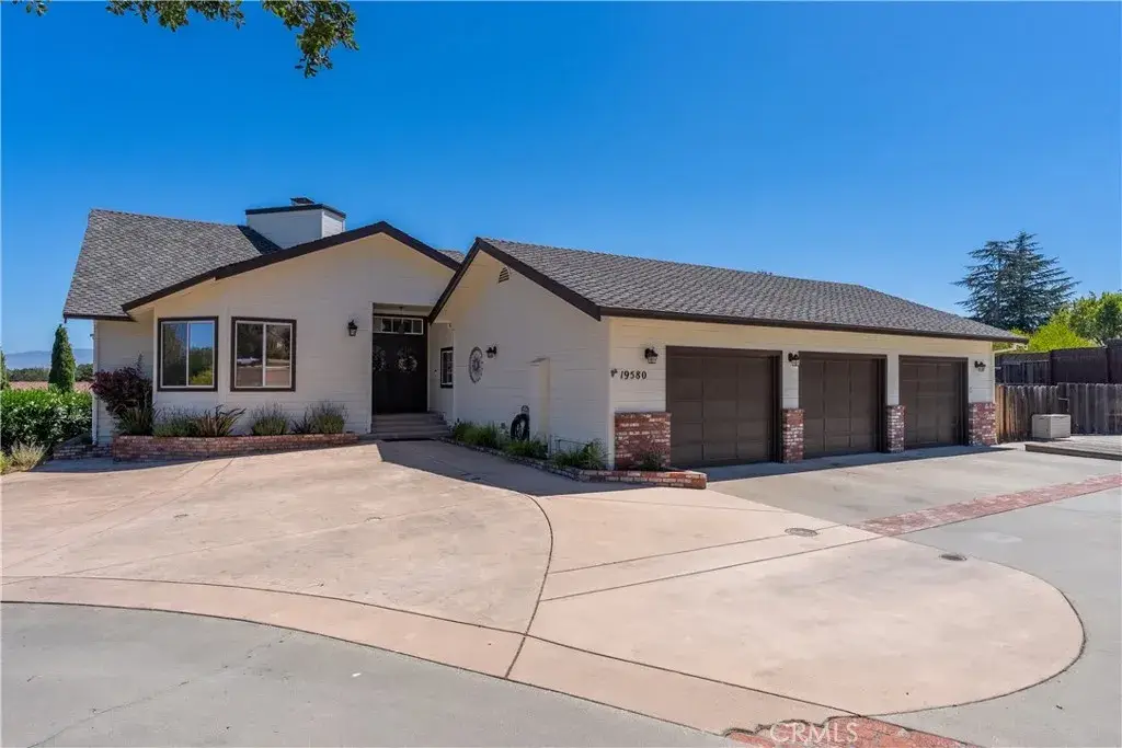 19580 Redding, Salinas, CA 93908 - #1