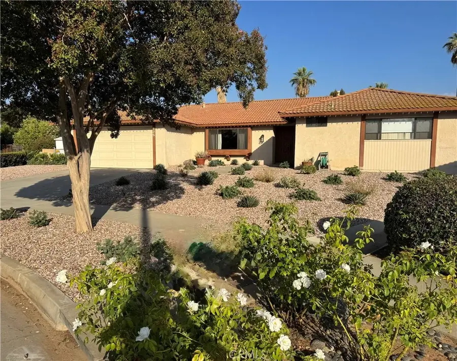 235 Pinewood Court, Redlands, CA 92374 - #2