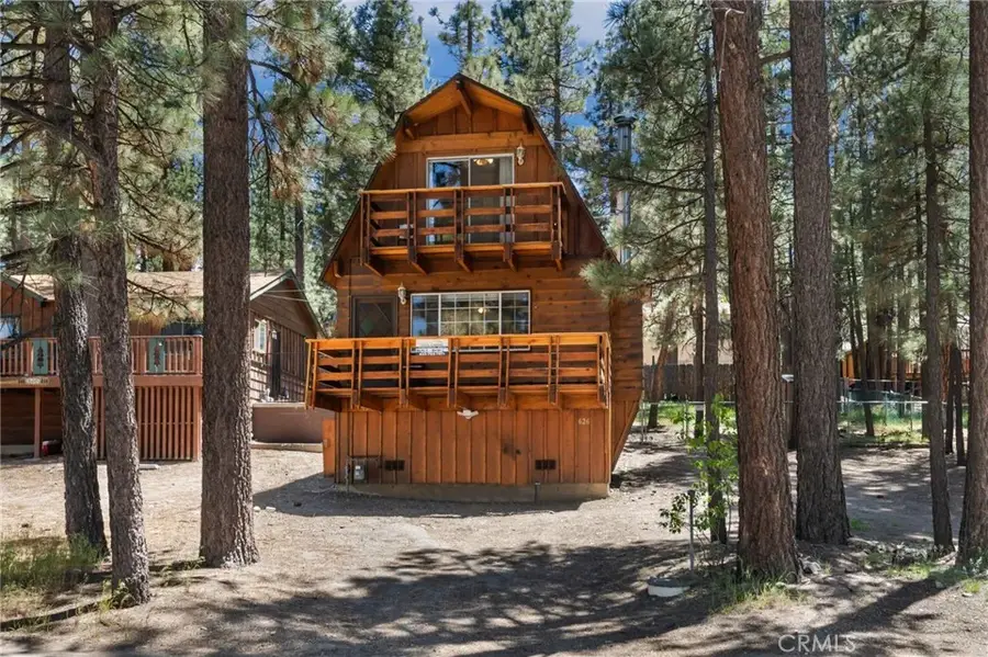 626 W Aeroplane Boulevard, Big Bear City, CA 92314 - #2