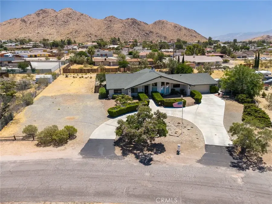 16058 Venango, Apple Valley, CA 92307 - #2