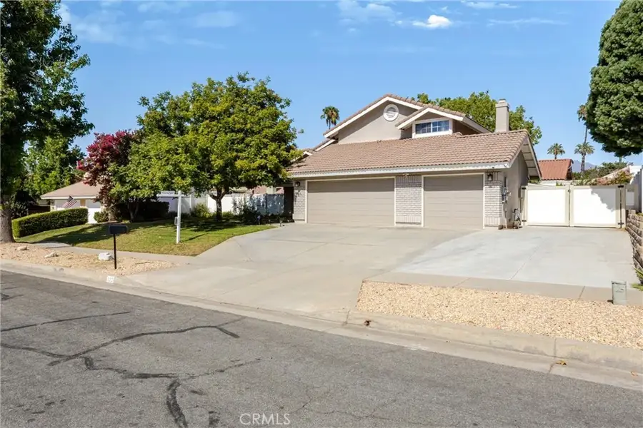 221 Jesse Way, Redlands, CA 92374 - #3