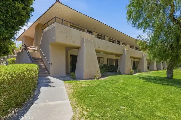 2801 N Los Felices Cir East #104, Palm Springs, CA 92262