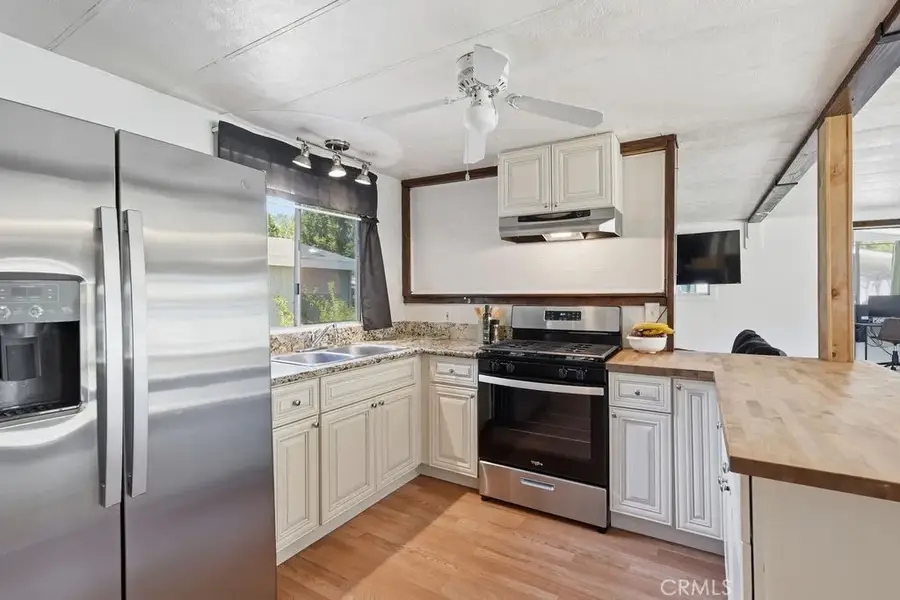 22899 Byron #109, Crestline, CA 92325 - #2
