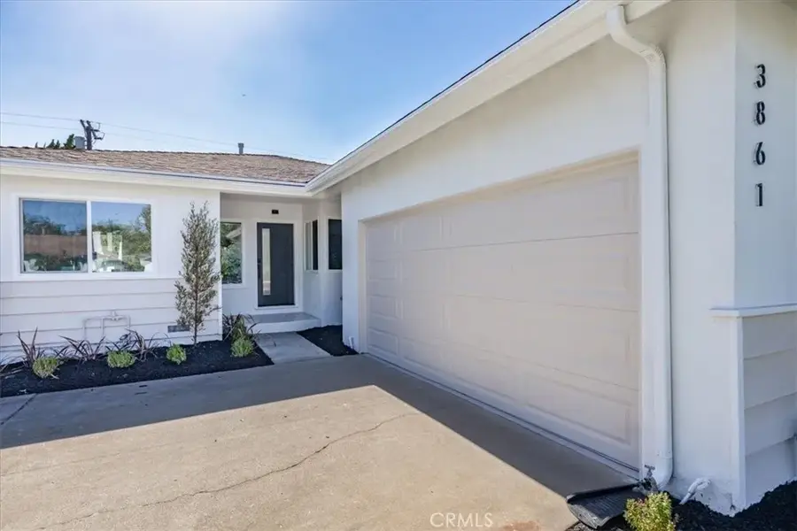 3861 S Norton Avenue, Los Angeles, CA 90008 - #3