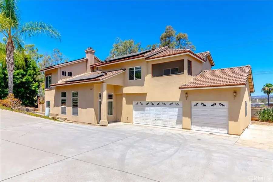 200 N Upas Street, Escondido, CA 92025 - #2