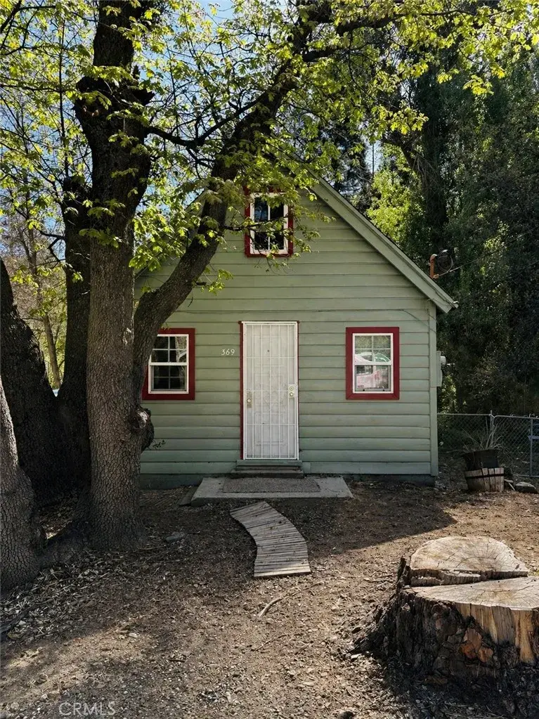 369 Log, Crestline, CA 92325 - #1