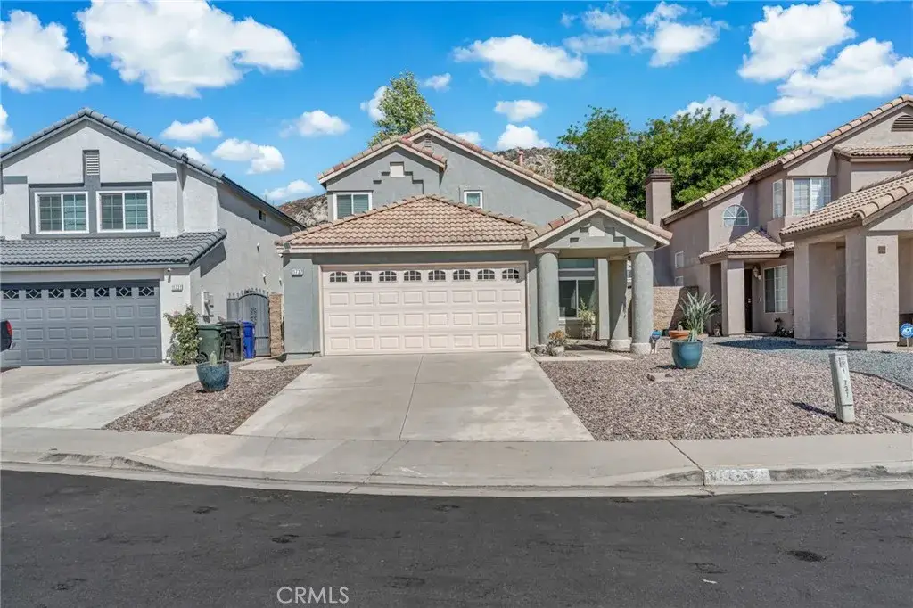 11737 Puerto Real Rd, Fontana, CA 92337 - #1
