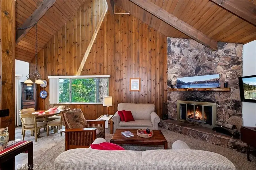 750 Grass Valley, Lake Arrowhead, CA 92352 - #3