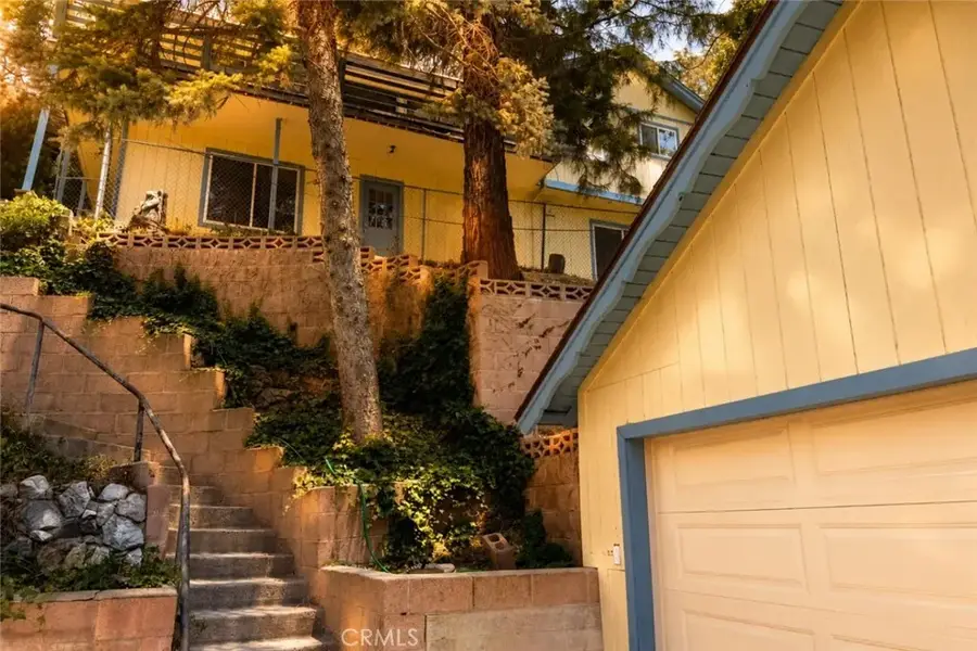24687 San Moritz, Crestline, CA 92325 - #2