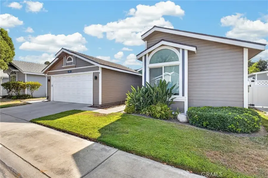 140 W Pioneer #77, Redlands, CA 92374 - #3