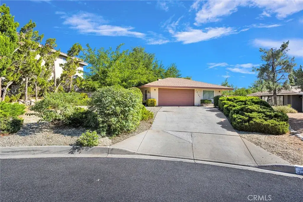 18190 Country Glen, Victorville, CA 92395 - #1