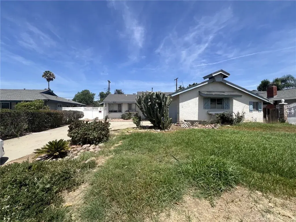 8811 California, Riverside, CA 92503 - #1