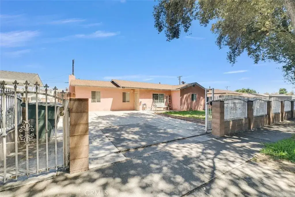 2295 Ramona, San Bernardino, CA 92411 - #1