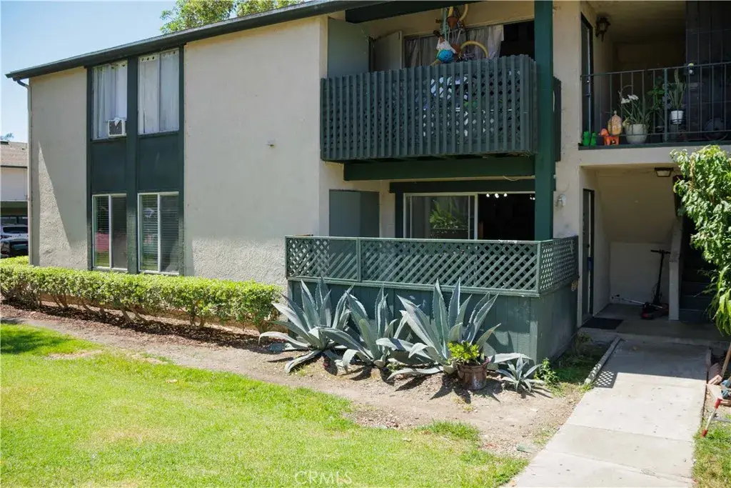 23266 Orange, Lake Forest, CA 92630 - #1
