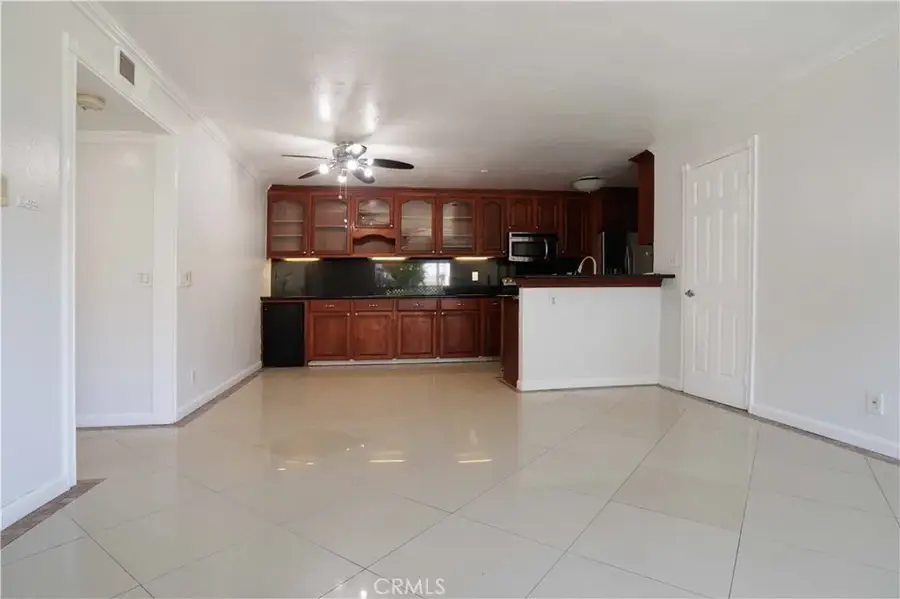 23266 Orange, Lake Forest, CA 92630 - #2