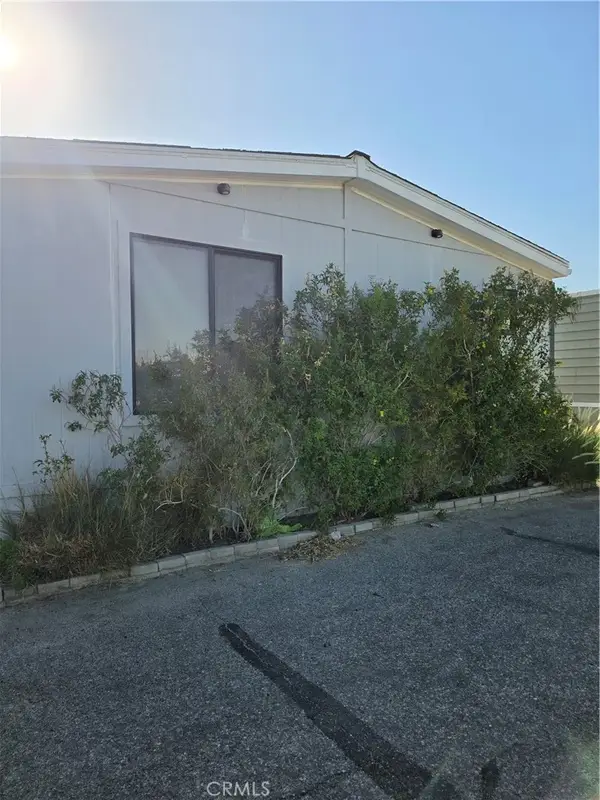 17069 N. Indian Canyon Spc 107, North Palm Springs, CA 92258
