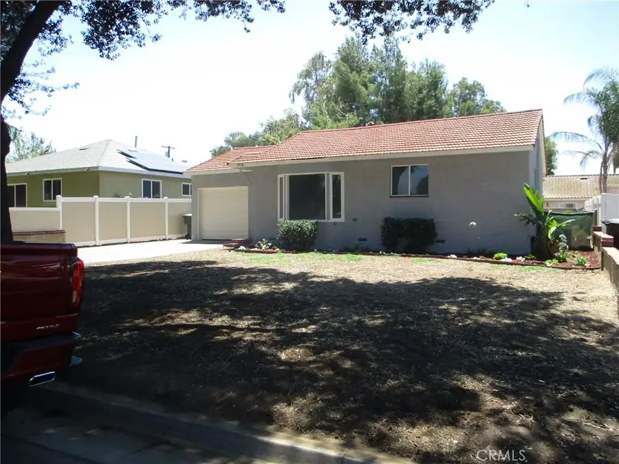 9748 Belmont, Riverside, CA 92503 - #3
